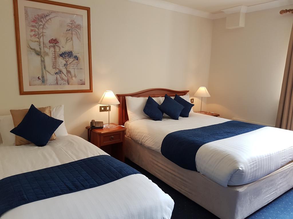 An Cruiscin Lan Hotel Spiddal Eksteriør billede