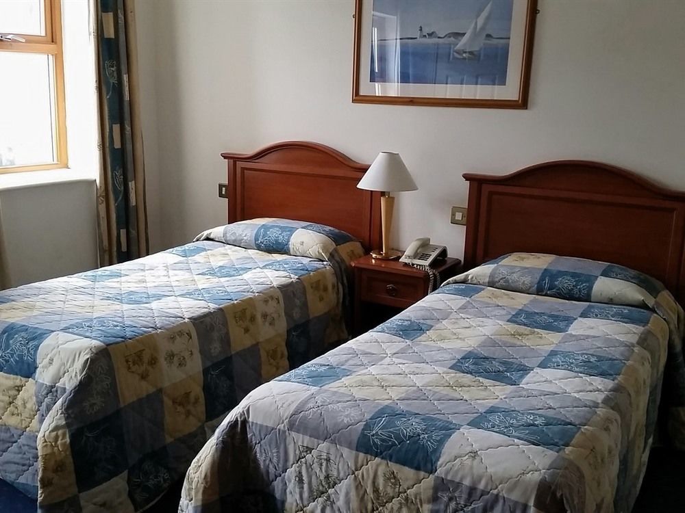 An Cruiscin Lan Hotel Spiddal Eksteriør billede
